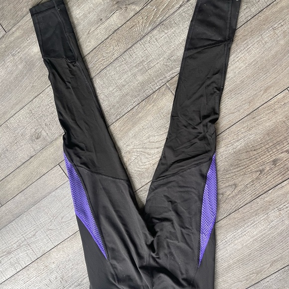 Victoria Secret Sport leggings - Picture 4 of 5